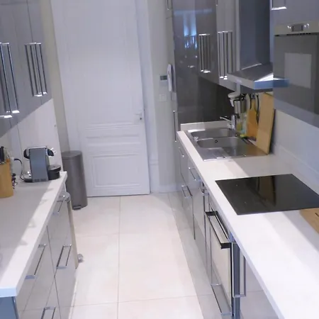 Hostnfly - Nice Apt In Lyon, Parking + Air Conditioning 아파트 *